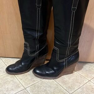 Frye Carolina Campus